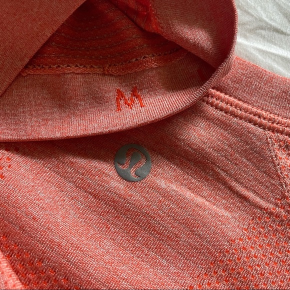 Lululemon Medium Metal Vent Tech Creamsicle Orange - Picture 3 of 3